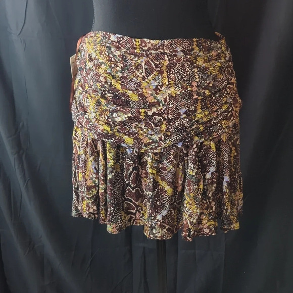 Free People Saturday Sunday Mini Skirt. Size 4.  NWT - Picture 5 of 10